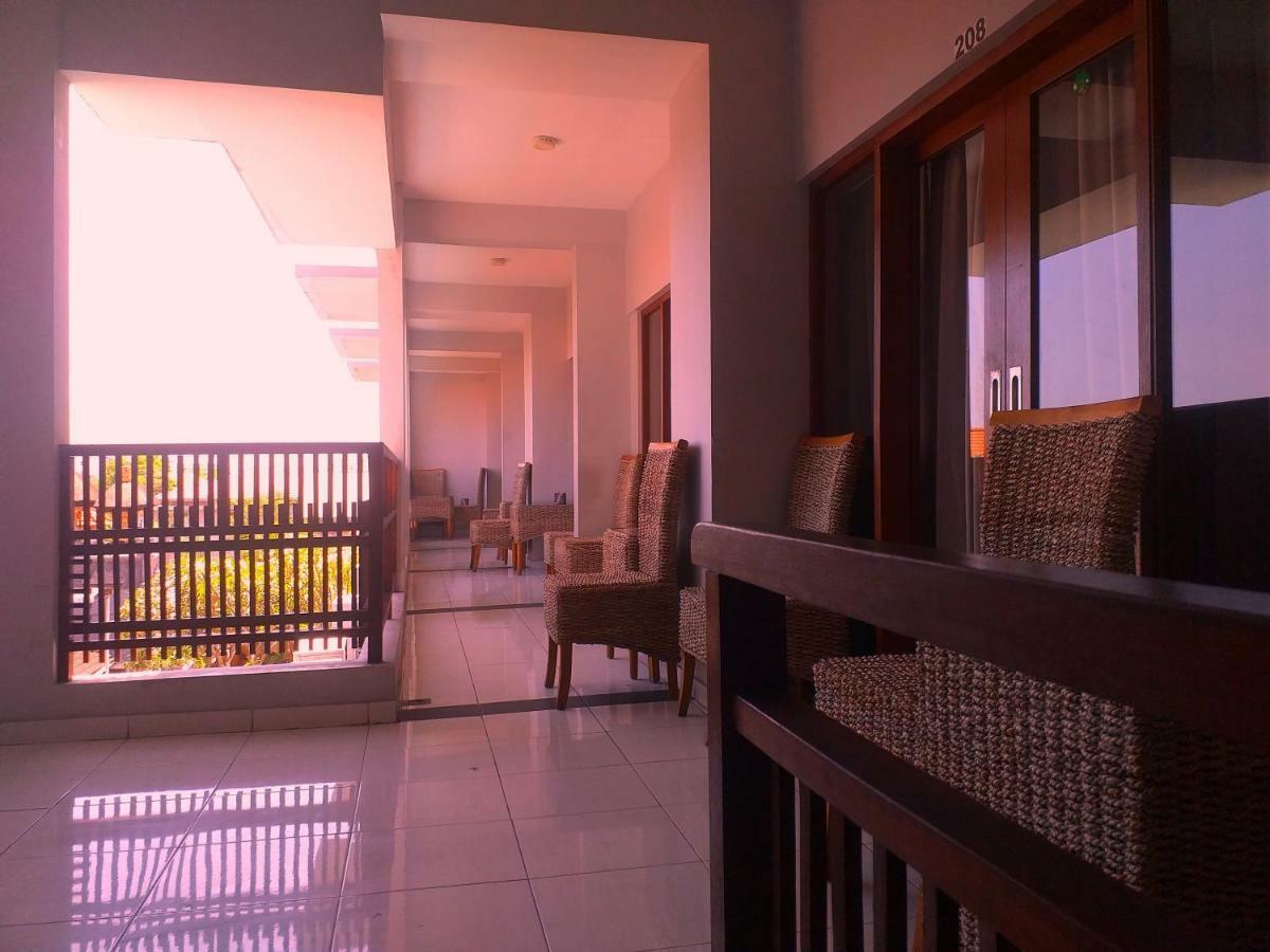 Reddoorz At Kerobokan Seminyak 2 Exterior foto